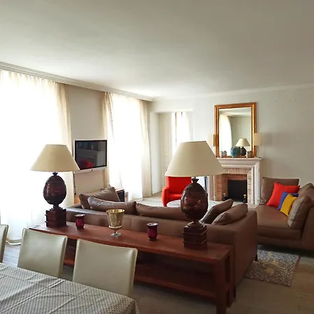 Rue De L'universite - 7 Apartment Paris