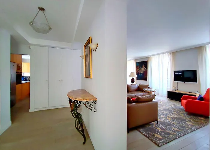 Rue De L'universite - 7 Apartment