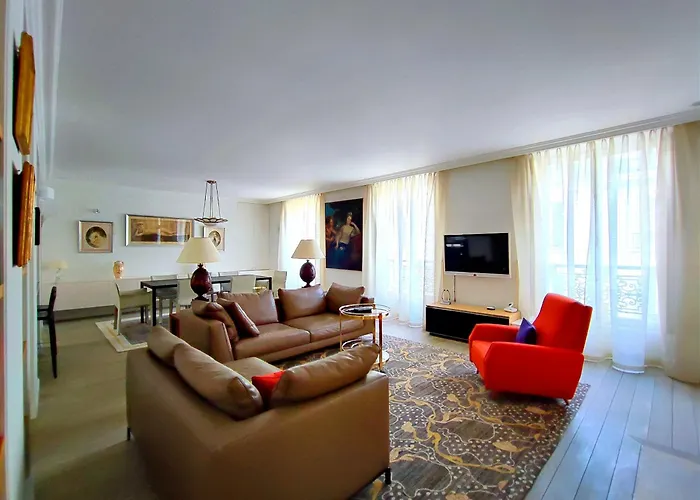 Rue De L'universite - 7 Apartman