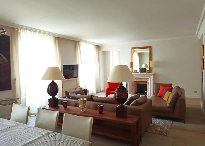 Rue De L'universite - 7 Apartman Párizs