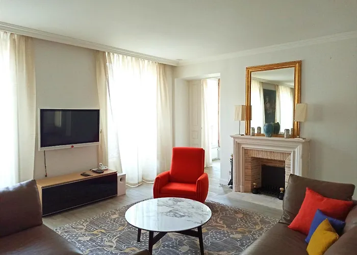 Apartman Rue De L'universite - 7 Párizs