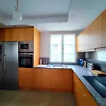 شقة Rue De L'universite - 7 *